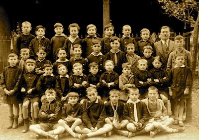 Photo de la classe de M. SALUT 1931