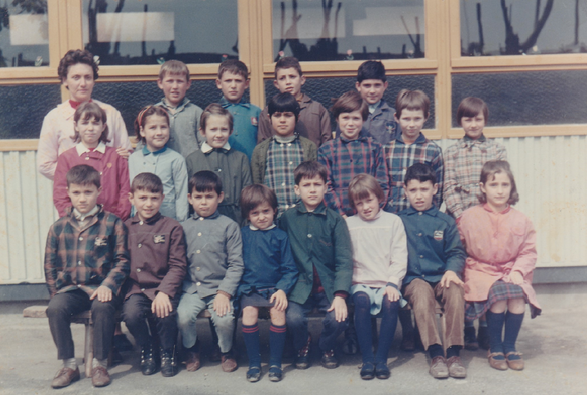 Suzanne LABRANQUE et sa classe à Buzet sur Tarn